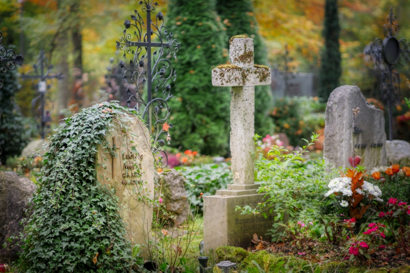 funeraire-VALLAURIS-min_cemetery-4653166